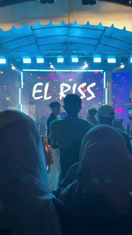 Road 8 Juta views di YT AME. Stay Tune 2nd @El riss Pelangi pada penghujung nov 2025 #lukisankelantanversion #lukisan #muzikmalaysia #awalmuzik 