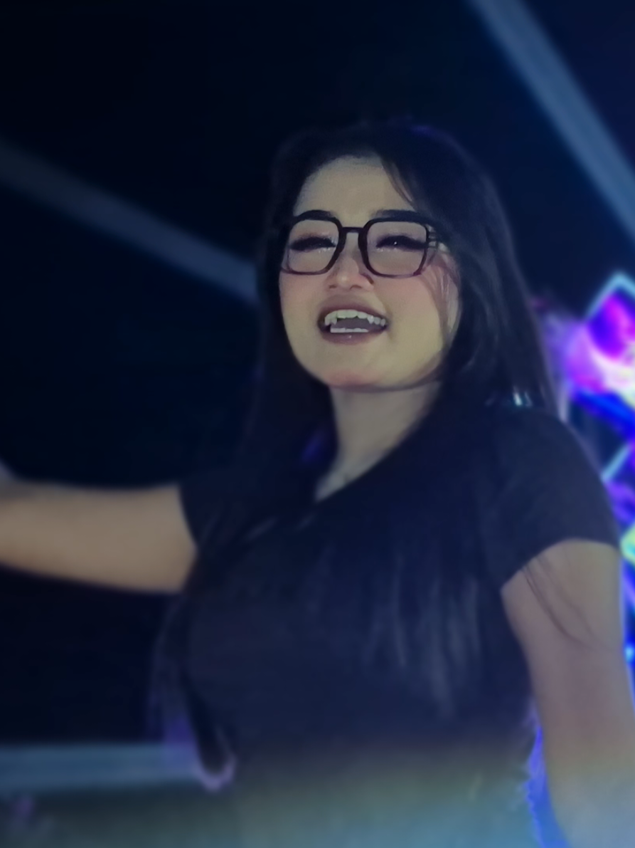 ki lagu po kisahmu😅🤣 @desitaaptri🚩  #karnavaljarakplosoklaten #trendingvideos #dancerkarnaval #trending #viralfyp 