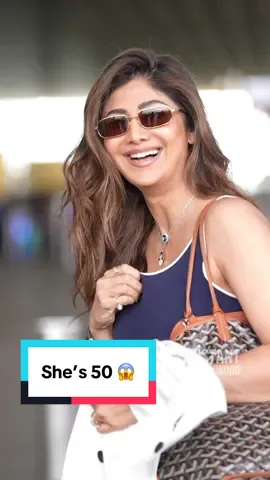 The ever so beautiful Shilpa Shetty snapped at the Airport! Can you imagine her Age is 50?