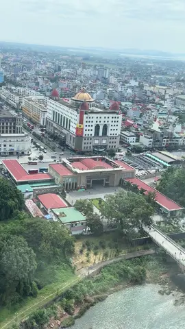 bên Trung Quốc nhìn sang việt nam 