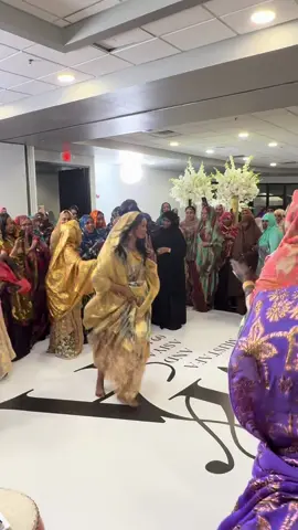 song: jeleel! - slim thick! (RELEASED PENDING ON APPLE MUSIC) #somalitiktok @Suu 🦋 