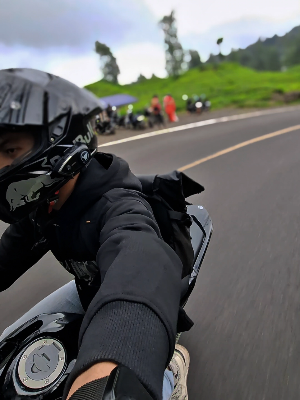 kata siapa sendiri itu g enak,buktinya sendiri itu kesepian🥀🗿 #ciwidey #riding #healingciwidey #vixionbabyblack #moch_husny 