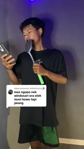 Membalas @𝐀𝐍𝐃𝐇𝐈𝐉𝐀𝐘𝐀🥀 kowe bar derep po?😭 #hariini #jawab #pertanyaan #magelang24jam 