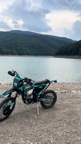 ⛰️ #bike #bikelife #lake #recommendations #kovimax300 