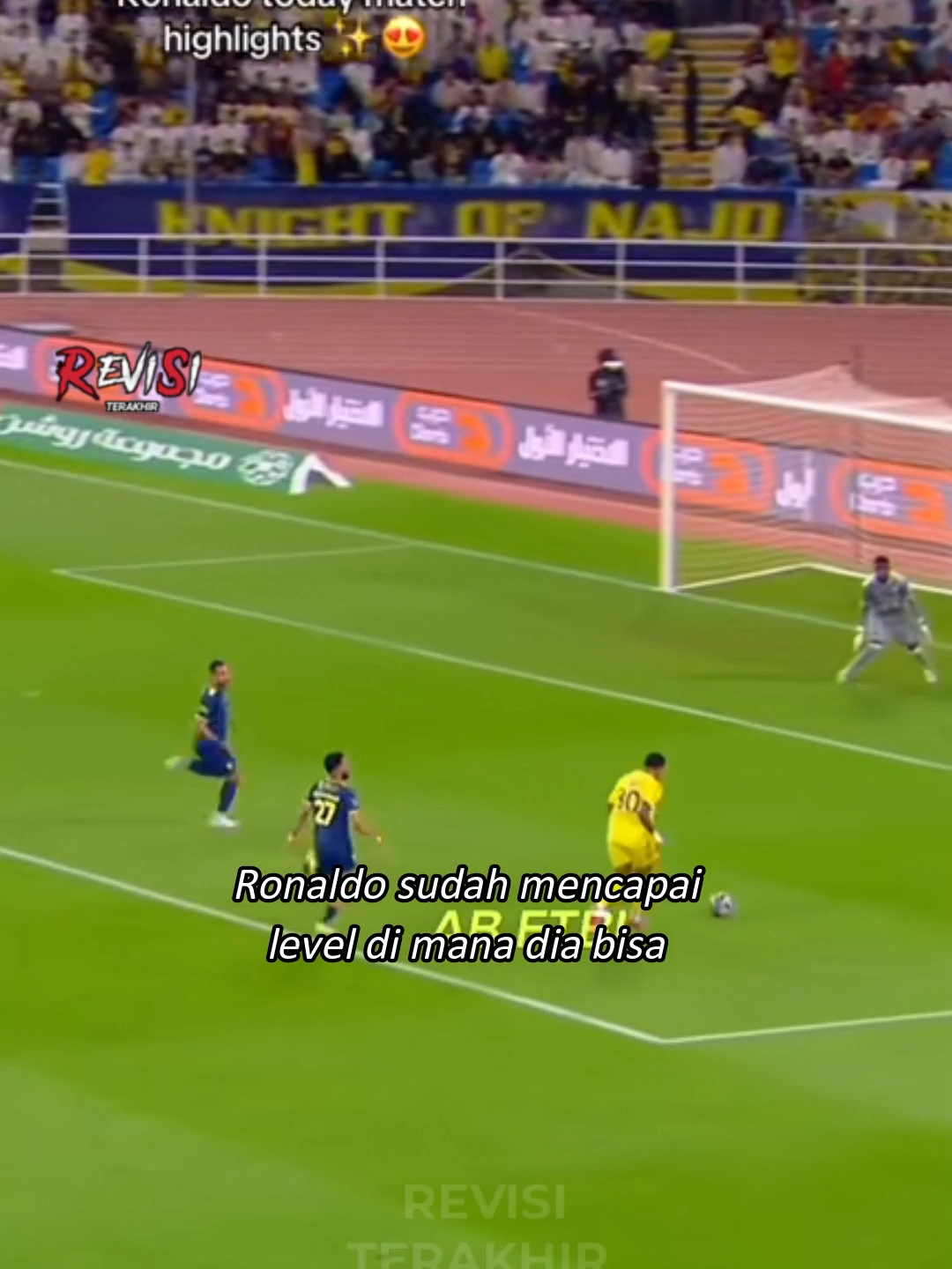 Cara Ronaldo cetak gol ke-950 nya nggak masuk skal 🤯😳 #trending #footballl #footballtiktok #sepakbola