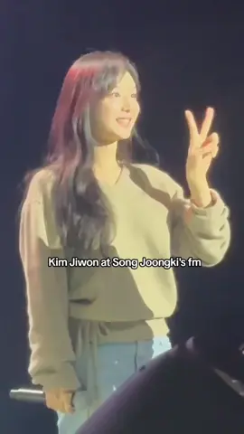 kimjiwon songJoongkI 😮😍  vincenzo chayoung romantic couple #southkorea #kdrama #vincenzocassano #vincenzo #songjoongki #kimjiwon #vincenzo #songjoongki #1millionviews #1millionlike #100kviews✔️ #500kviews✔️ #explore #newtamplate #newtamplate🔥 #trending?song🔥 #foryoupageofficiall #plzunfrezemyaccount🙏 @TikTok @Lay ☆ @TikTok LIVE @K.C DRAMA 