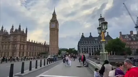 #لەندەن🇬🇧 #UK🇬🇧 #لەندەن #uk🇬🇧 #پێڵاوفرۆش 