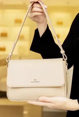 tas wanita terbaru kualitas import  #handbag  #tasselempang  #tasbahu  #foryou 