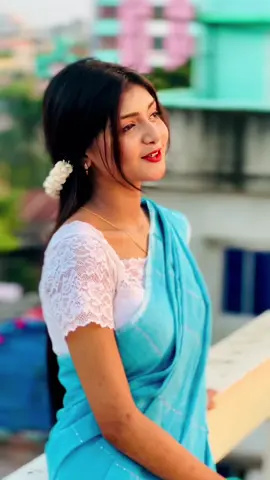 মাথা রাইখা আমার বুকে ঘুমাও তুমি সুখে#mariamarjan17 