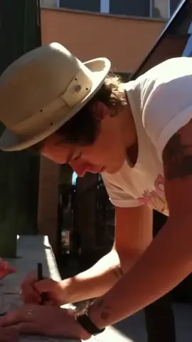 #harrystyles #fyp #onedirection  video credits: @anapintanegarcia5241 on yt🫶