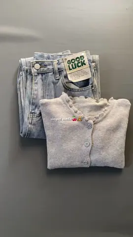 #jeanshighwaist #lulujeans #cardiganoutfit #cardigankriwil #simpeloutfit 