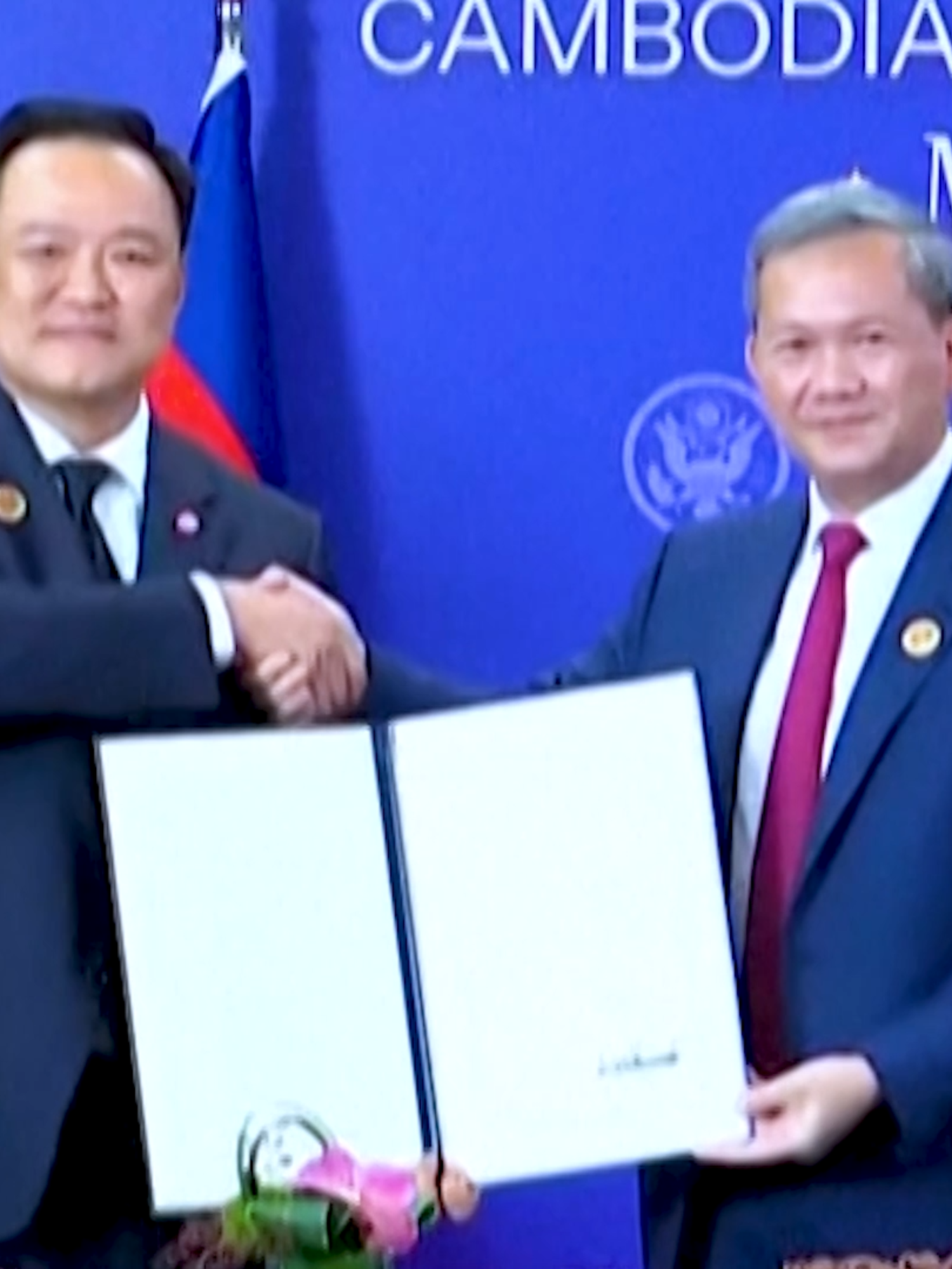 Trump ចងកម្ពុជា-ថៃក្នុងកិច្ចព្រមព្រៀងសន្តិភាព ភ្ជាប់លក្ខខណ្ឌបញ្ចប់ជម្លោះ