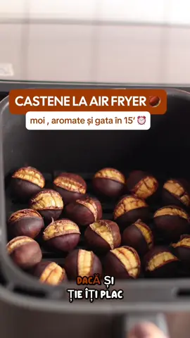 ✨Toamna asta am zis să încerc castane la air fryer și… WOW! 😍 Le-am crestat, le-am fiert 7 minute, apoi 15 minute la 200°C în air fryer — ies moi, dulci și super aromate! 🌰🔥 Dacă nu le-ai încercat așa, trebuie neapărat! 👇  Te aștept și pe youtube și instagram ❤️ #airfryerrecipes #castane #retetetoamna #FoodTok  #castanecoapte 