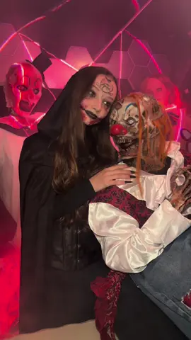 #cassandradimitrescu #cosplay #halloween2025 #clown 