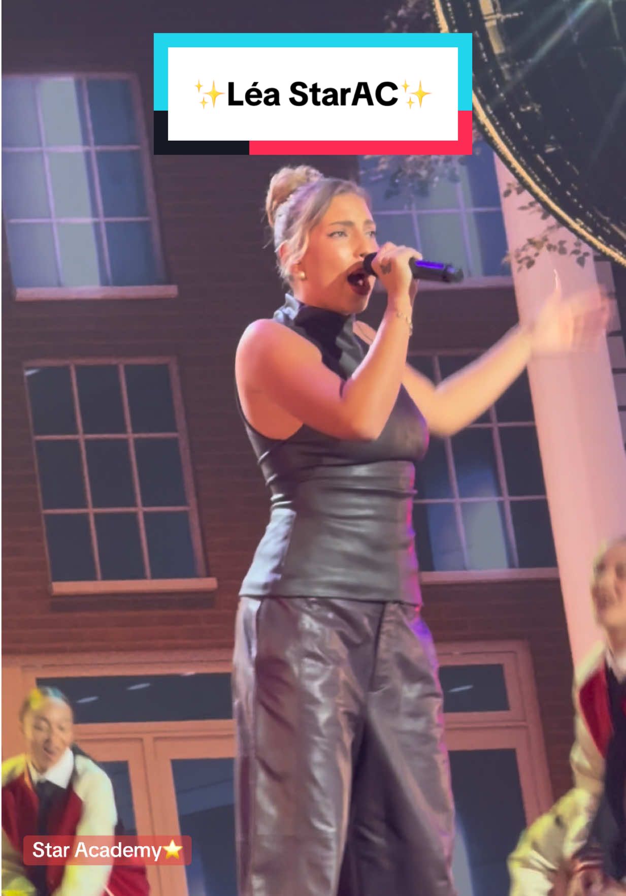 Léa a mis le feu sur le plateau !🔥😍 #staracademy #pourtoi #paris #fyp #tf1 @Star Academy 