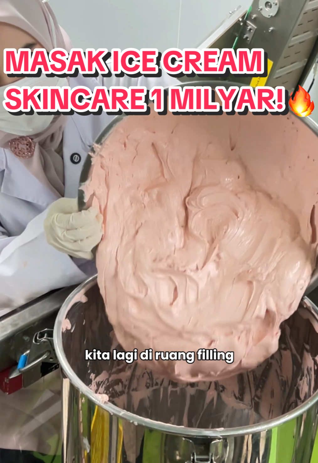 Masak Ice Cream Skincare 1 Milyar!@DYN Skincare Official 🔥🔥  Ini pertama kali ketemu dengan brand skincare yang tekstur produknya seperti Ice Cream.  Dari segi warna juga sangat menarik. Fungsi produknya juga mantap, bisa jadi Sunscreen, Moisturizer juga👍 Memang kalau Brand yang totalitas berbeda mengerjakan produknya. Share video ini ke keluarga kalian dan follow akun kosteve untuk rekomendasi #yangpastipastiaja #pastipastiaja #dynskincare #skincare #dynskincarexohmyskin 