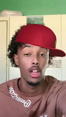 duhur kaliya mobileka ley dhiba😂🖖🏻#foryoupage #สปีดสโลว์สโลว์สมูท #somalitiktok 