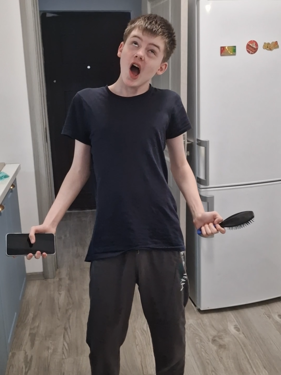 Ich rufe Maxim zum Essen, er versteht es nicht anders.#makslegenda #rec #top #videoviral 