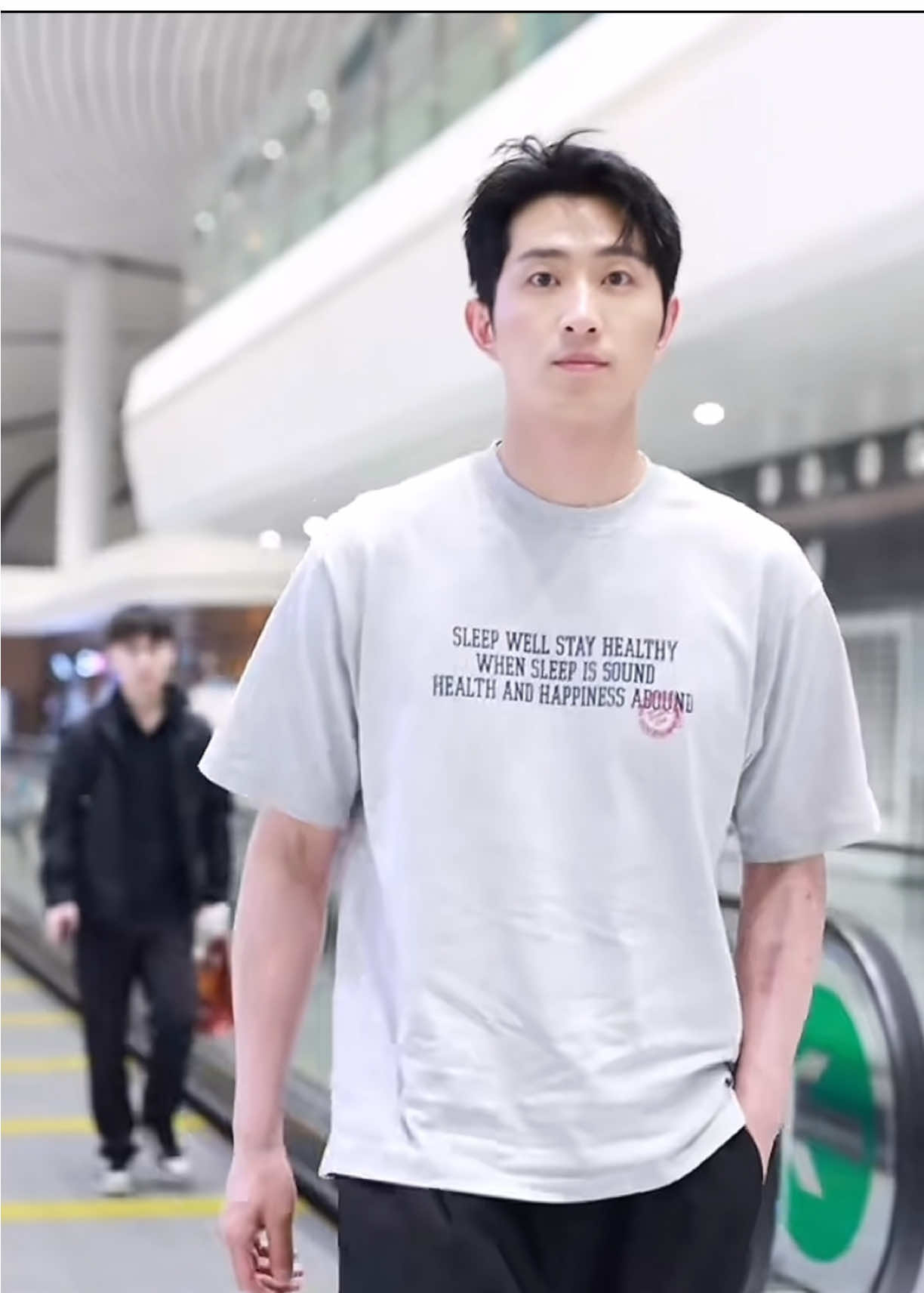 หน้านิ่งเป็นพักๆน่ารักเป็นทุกวัน 🤗🤗#wangkaimu #王凯沐 