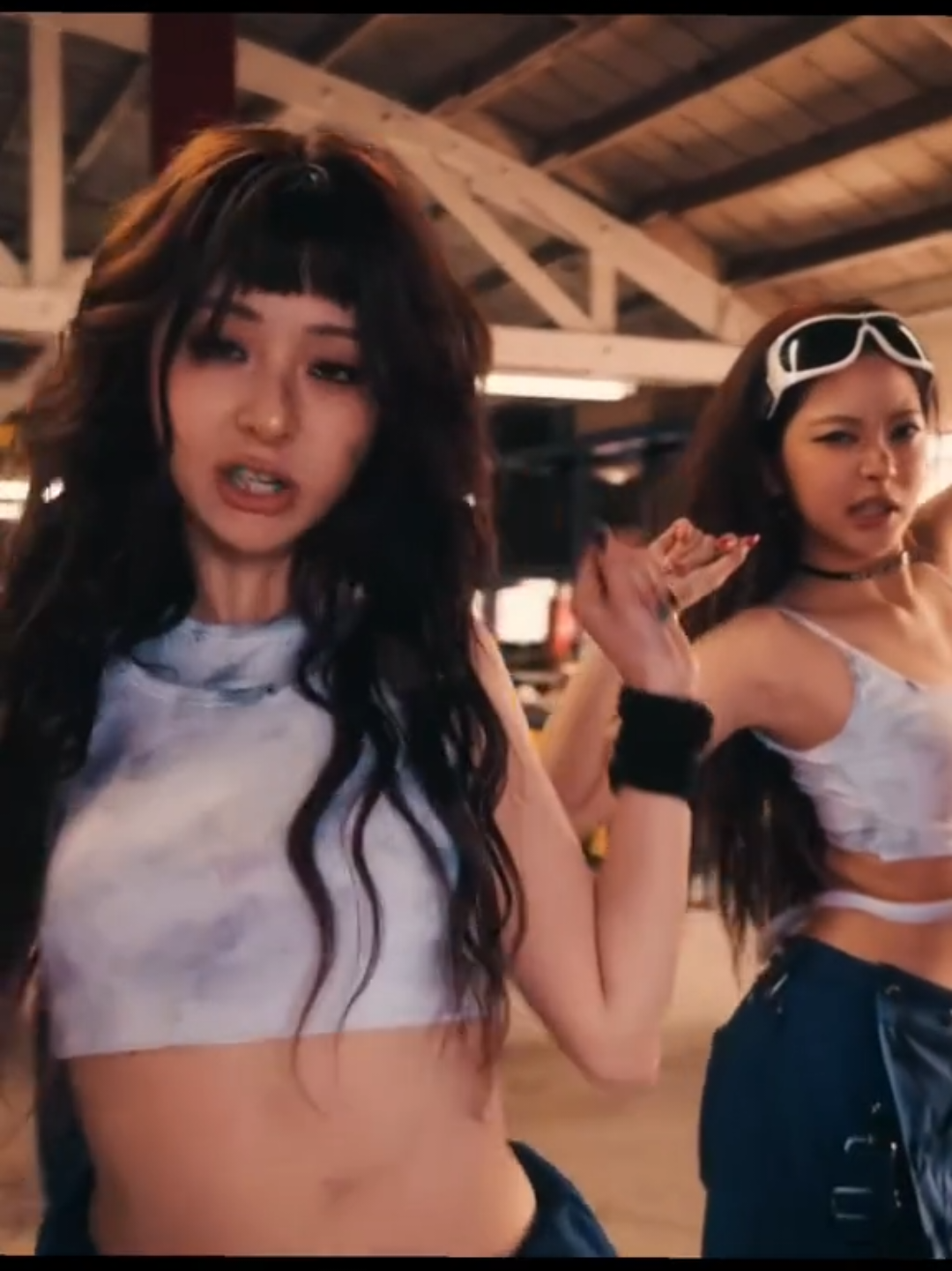 EAT IT UP #le_sserafim 