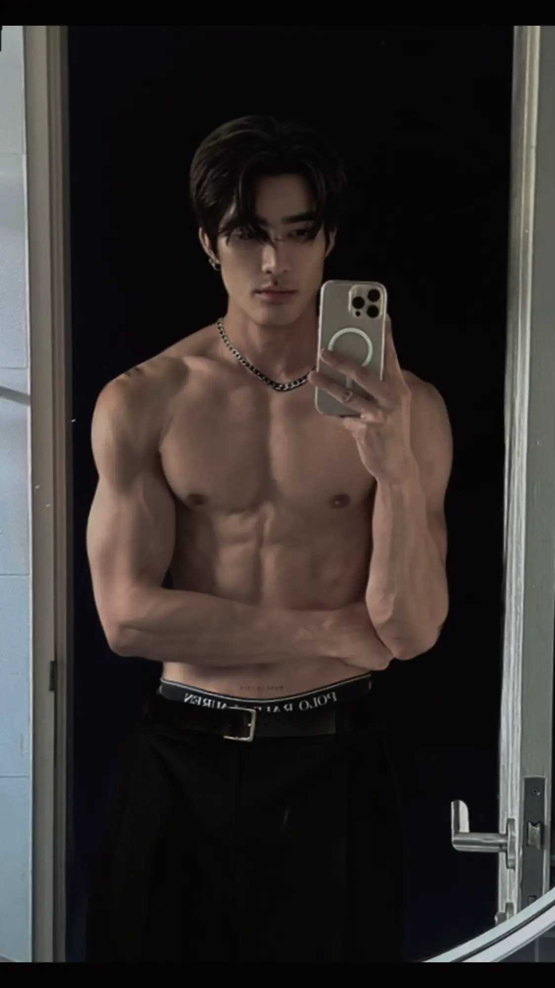 earth pleaseeee 😫  #earthpirapat #onlyfriendsdreamon 