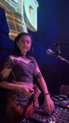 Yhoransiee #djselly #djsellyterbaru 