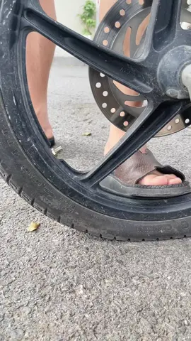 Bơm mini dùng pin xạc tiện lợi, mang đi đâu cũng được #bommini #bomxemay #maybommini #bomxe #vietdepot #thanhhoai22003 #xuhuong 