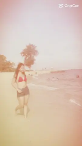 ရိုက်ဖူးပီ😹😹🤌#flypシ #beachdate #ဒီတစ်ပုဒ်တော့fypပေါ်ရောက်ချင်တယ် #တခါလောက်fypပေါ်ရောက်ဖူးချင်တယ် #viewတတ်စမ်း😖 @✨Aung Ko Latt✨Pyaw Bwe Thar😘 