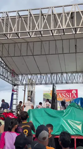 MasyaAllah wakil presiden Republik Indonesia, mampir ke kampung gabus masyallah#mancinggratis #pakgibranbersamarakyat 🥰🥰