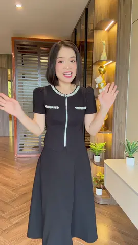 Chiếc áo vô cùng lịch lãm, sang trọng và tinh tế #TikTokAwardsVN #thaophamlivestream #thoitrangnu #docongso 