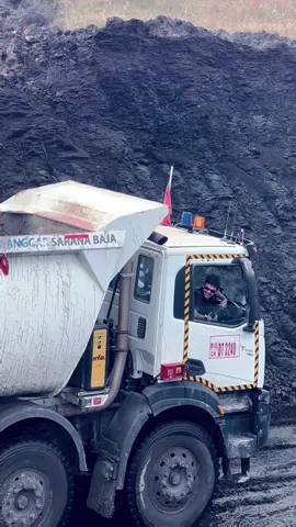 📸🙇#tambangbatubara #storyanaktambang #tambangbatubarakalimantan  