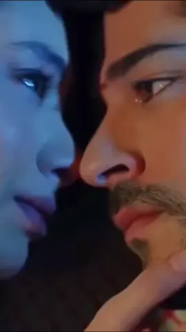 نصف روحي الثاني بعد رحيلها لم اعد ارى الجمال #karasevda #nihankemal #fyp #هاني_شاكر #الحب_الاعمى 