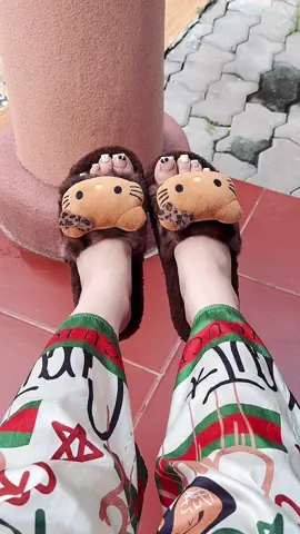 Thấy em nó đang hót lắm , mấy bà chốt dép này chưa 🫶🏻 #deplong #xuhuongreels 