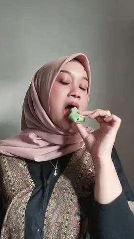 madu hutan tsukara kandungan gulanya rendah ya #madusumbawa  #maduasli  #madutsukara  #madu  #maduhutan 