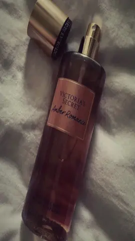 Best autumn  victoria secret mist  🍁 🍂🧡 #fyp #victoriassecret #amberromance 