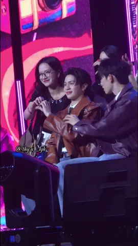 T cười ngất lun á chèn 🤣🤣🤣🤣 Mặt @est_rvp đúng kiểu 