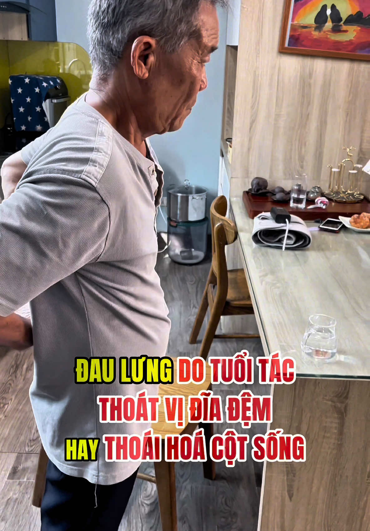 Đai này kéo giãn được cột sống các bác ơi #keogiancotsong #thoaihoacotsong #thoatvidiadem #xuongkhop #daidinhhinh 