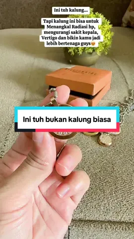 Udah punya yang mana nih guys ? Beli yang Ori di sini 👉Ayu 081271267997 #mci #kalungmci #kalungkesehatanmci #gelangkesehatanmci #mciori 