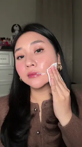 enak deh ini micellar waternya, wangi jugaa!🫶🏻 #brighteningmicellarwater #brighteningmicellarwaterg2g 