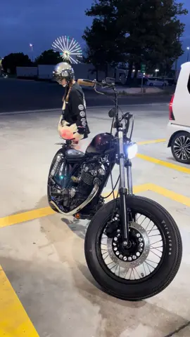 #SR400 #chopper #motorcycle 髪ボンバー🙇‍♀️