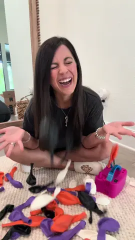 Pumpkin painting pizza party… say that 10 times fast #partydecor 