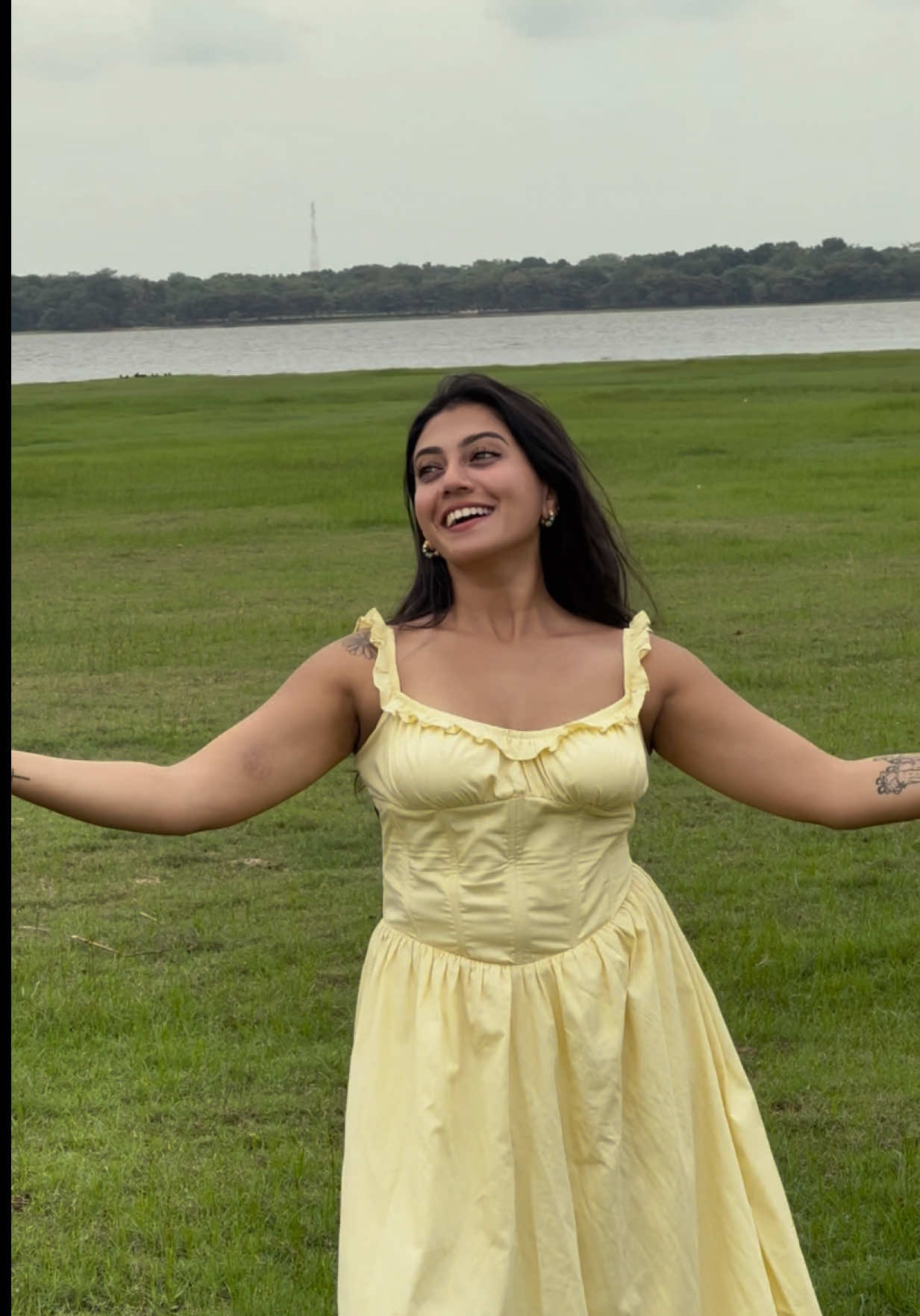 ස්වේත සදේ අනුරාධපුරේ දී💛🙈 #sweathasande #swethasande #neera #cover  @Neera 