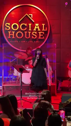 Kuya Keifer is on fire!!! THE BLACK DRESS IS JUST SO GIVING😌🫡🔥 AND THE WHISTLE??? PLEASEEEE😭😭 grabeeeee!!!!! I wish I was there!! @keifersanchez_  (CTTO) 