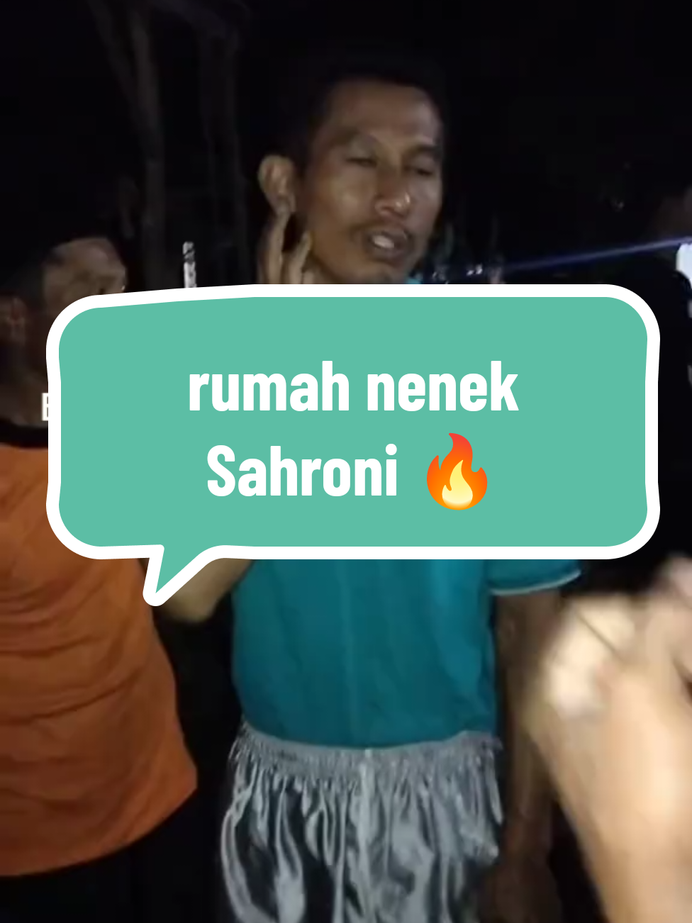 rumah seorang nenek habis di lalap api, (nenek Sahroni) kebon kopen-Bongas-Watukumpul alhamdulillah api sudah padam berkat warga sekitar dan api tidak menjalar ke rumah warga yang lain.  #kebakaran #fyp 