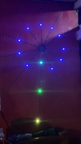 Mima may pa ilaw ka na ba sa bahay mo nako nako araat na naka free shipping tayo ngayon araaat na agad sibrang ganda ng smart fireworks ledlights na to may unli fireworks ka na sa bahay mo e dikit mo lang sa pader mo okay na ✅🛒#fireworks #fireworksledlight #ledlight #smartfireworkslights #ledlights 