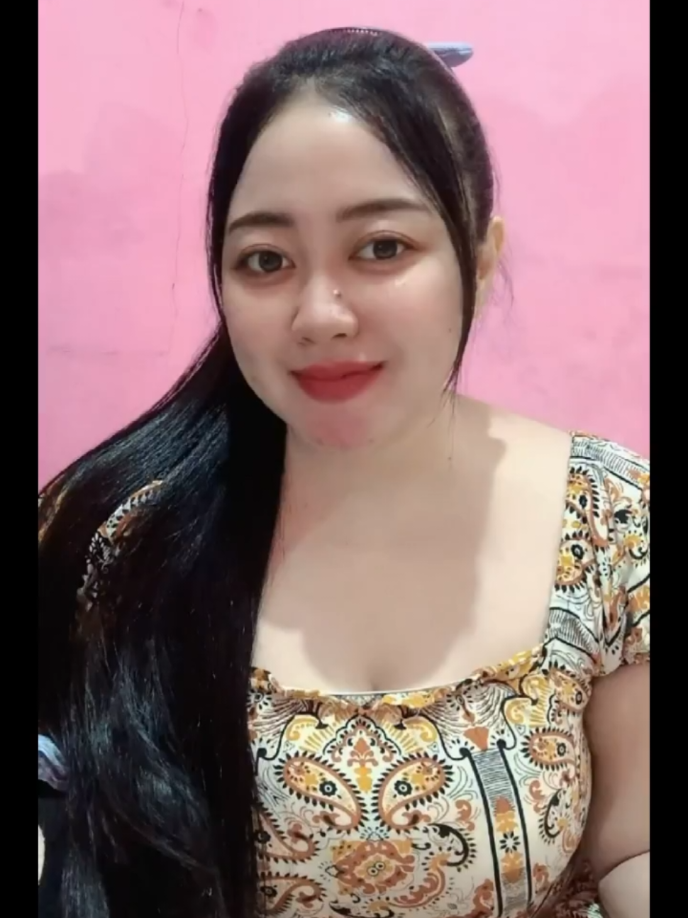 Saya sangat bersyukur berkat kalian semua! Bersama, kita bisa menjadikan perjalanan ini lebih istimewa!  #tiktoklive #livehighlights #livegift #xxxlflowers #heartsignal 