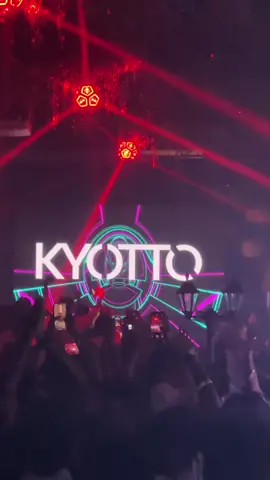 Fire fire❤‍🔥😌 පටන් ගැන්මේ ඉදන් ගුටි 💆‍♂ @Kyotto  #viral #progassivemusic #foryourpage 