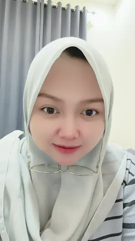 angin bawalah jiwaku melayang 💃💃💃