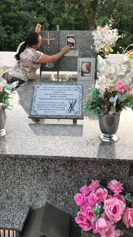 Estou tentando ser forte filha Mas tem dias que a saudades é mais forte que eu 💔🥀🥹 . . . #fyp 