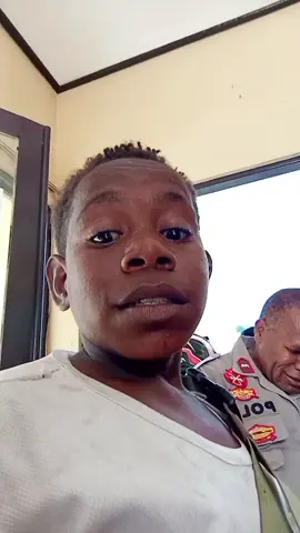 ade Abraham trimo temani bapa pol di penjagaan res nbrx. 🥰👍